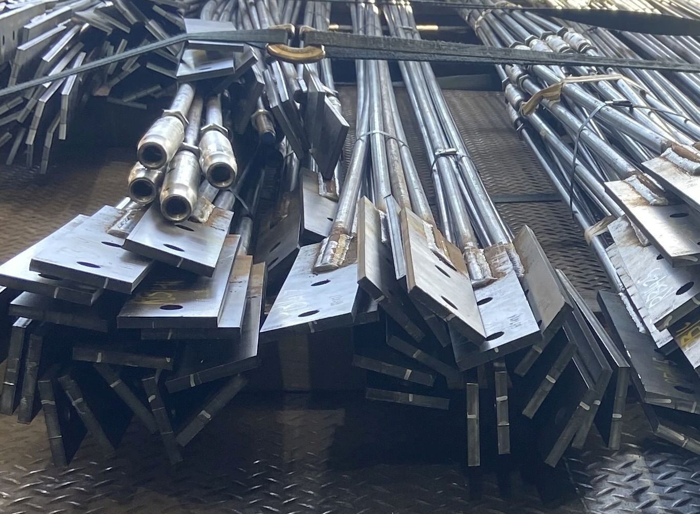 Bracing rod assemblies